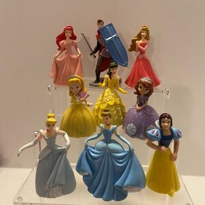 Disney Princess and Prince Figurine Collection - Blue, Yellow, Pink